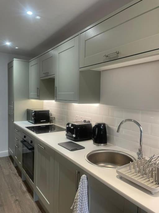Apartment Exquisite Long-term Living In Cardiff's Heart