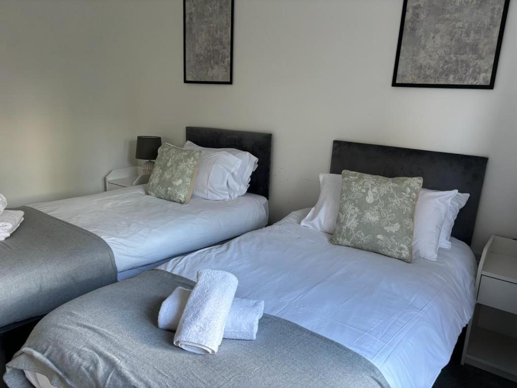 Exquisite Long-term Living In Cardiff's Heart Apartment Cardiff